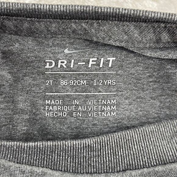 Nike Dri-Fit T-Shirt Toddler 2T 1-2 Years Gray Nike Swoosh Graphic - Picture 3 of 6